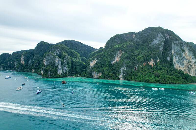 things to do in thailand with family phi phi island
