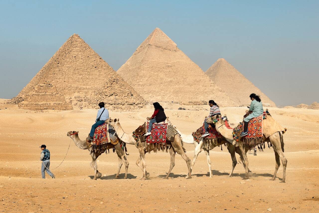 You are currently viewing From Pyramids to Papyrus: The Ultimate Egypt Itinerary 7 Days of Adventure & Mystery!